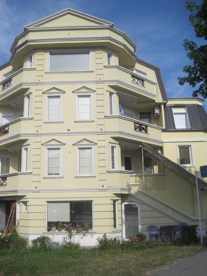 Villa Renessans Ohrid Ngoại thất bức ảnh